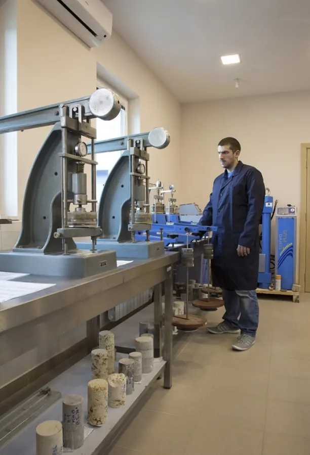 Laboratorija Geomehanike, ispitivanje uzorka