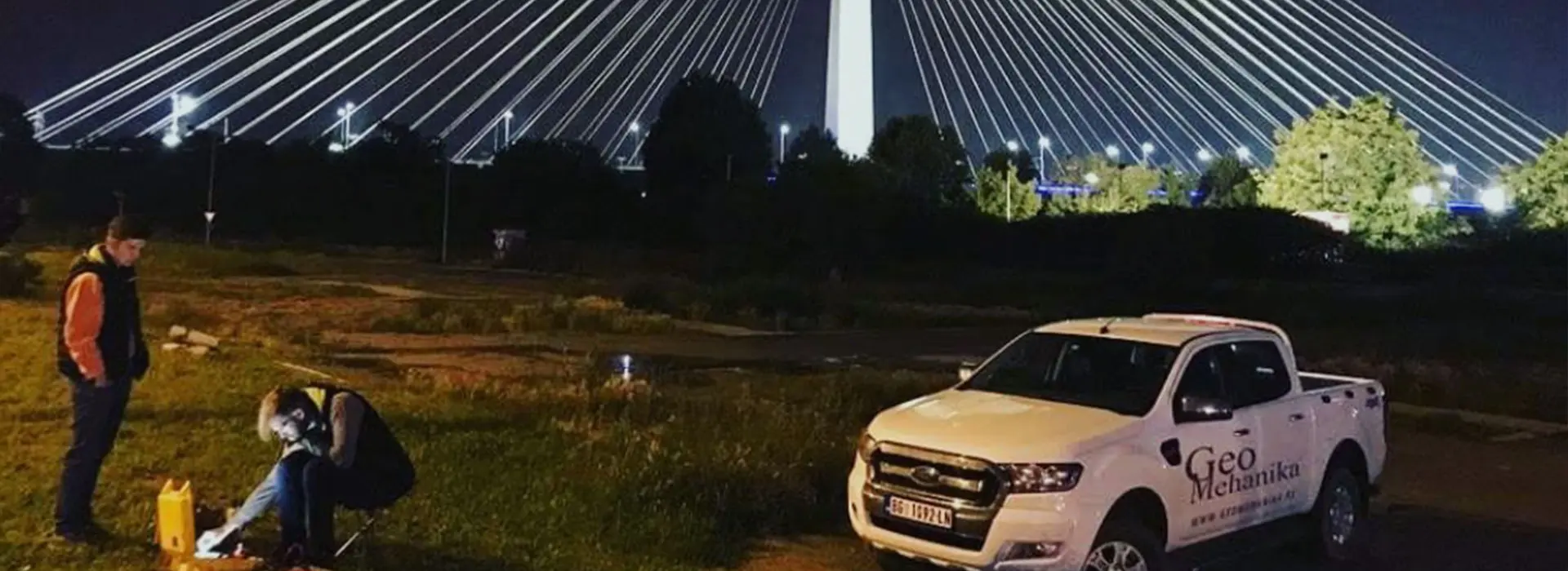 Noćni terenski rad Geomehanike kod mosta na Adi